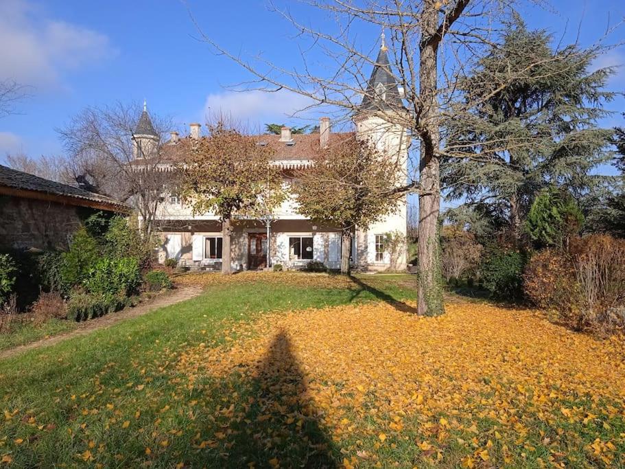 Maison Calme Avec Piscine Entouree De Son Parc Quintenas Εξωτερικό φωτογραφία